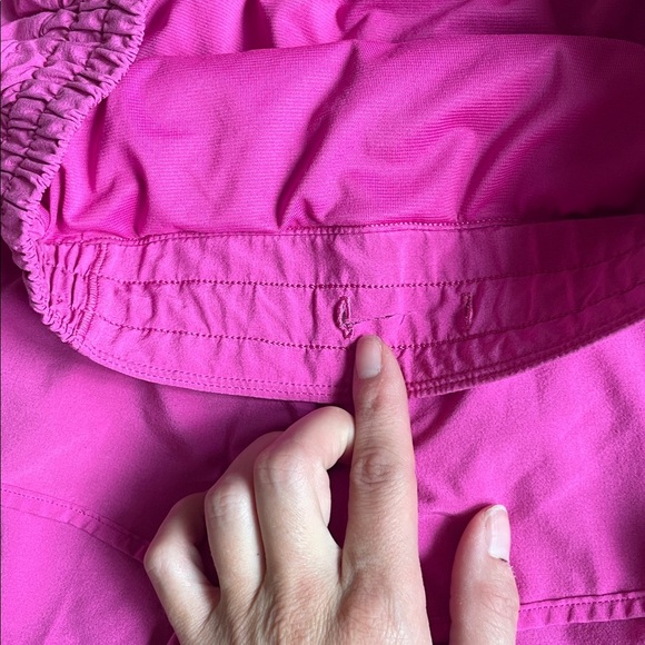 Lululemon Hotty Hot Women's Pink Fushia Shorts - Picture 7 of 10